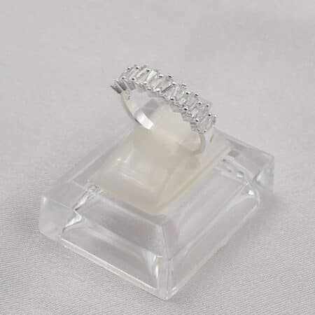 Srebrni prsten " CRYSTAL" 604