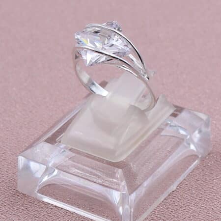 Srebrni prsten "KRISTAL" 300
